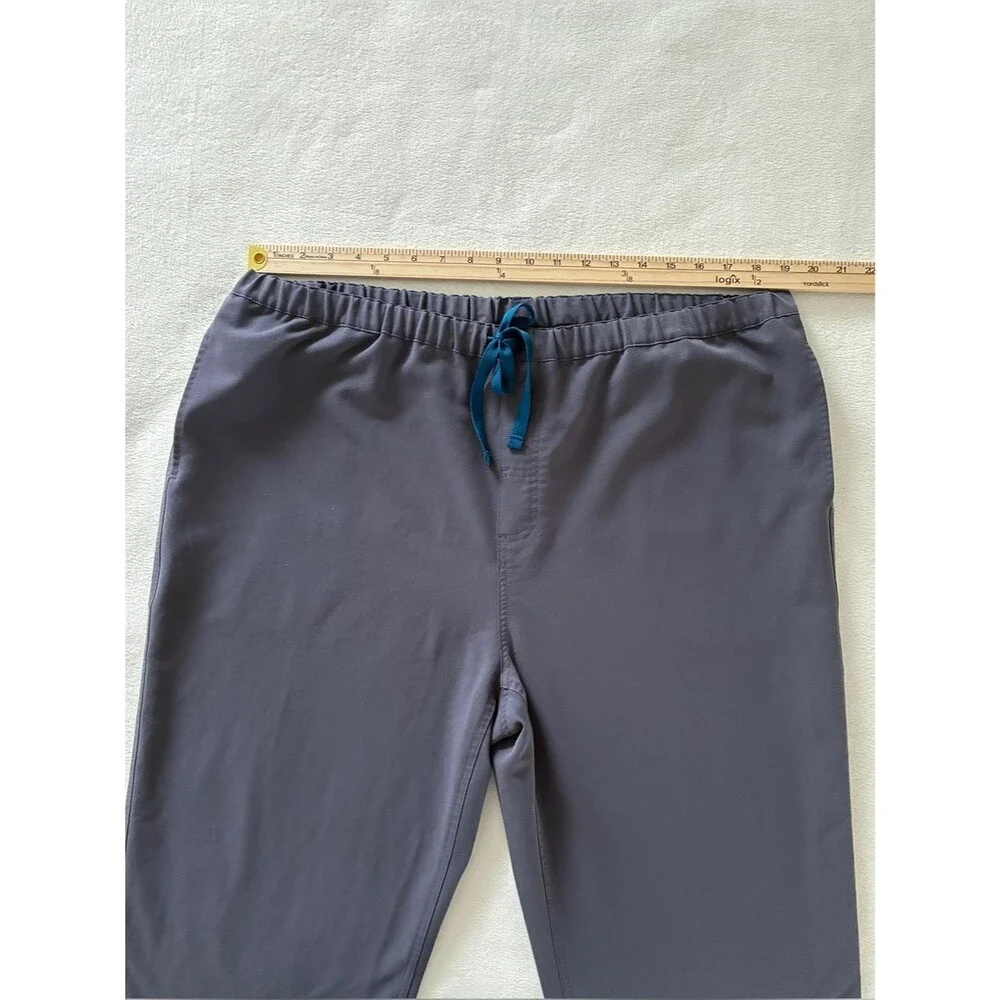 FIGS Technical Collection Scrub Pants Men’s XXL Short Gray Stretch Straight Leg